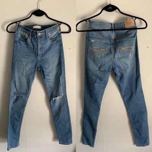 Abercrombie & Fitch Ultra High Rise Denim